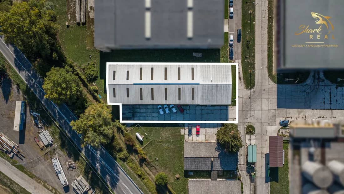 Na predaj moderný komerčný areál 1040 m² s logistickým zázemím – Nové Mesto nad Váhom