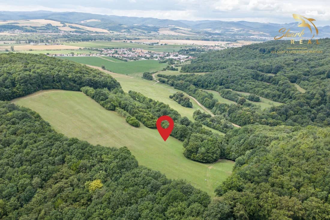 INVESTÍCIA alebo Únik do prírody len pár minút od Trenčína - pozemok 3 780 m²